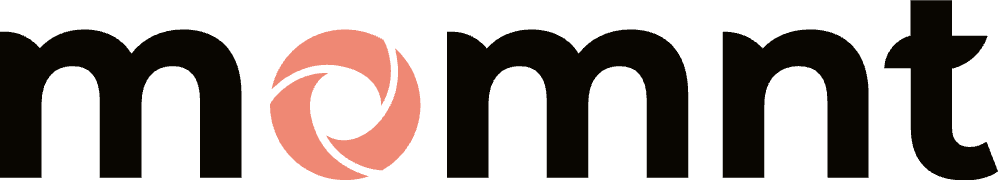 momnt Logo