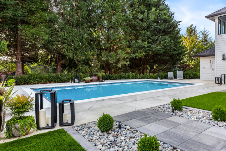 inground backyard pool